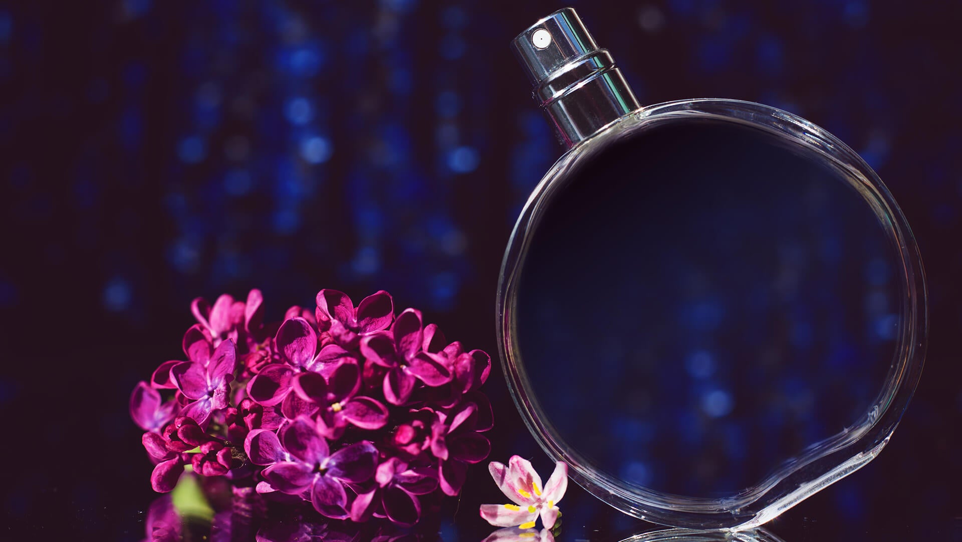 A perfume with beautiful flower